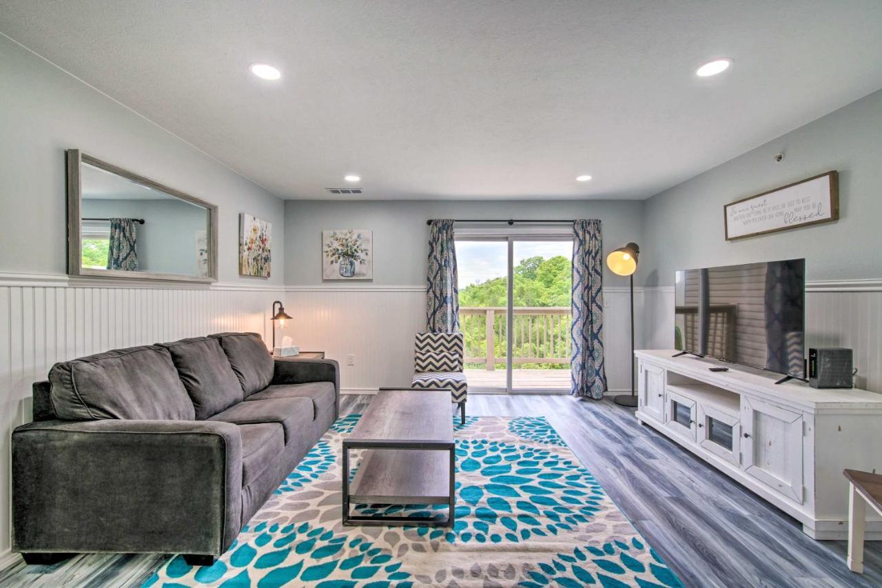 Cozy Branson Condo With Balcony And Mountain Views ภายนอก รูปภาพ